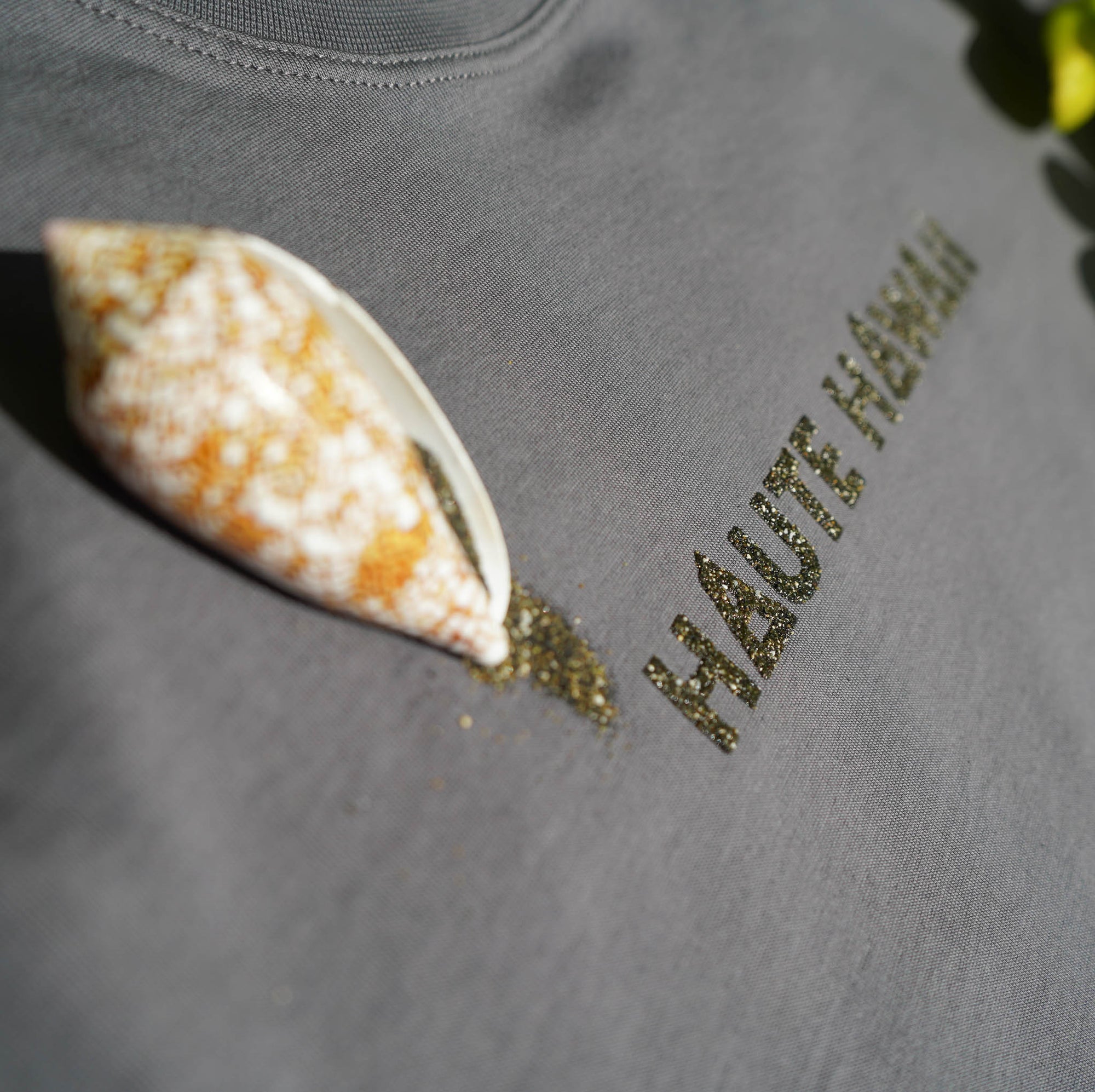 Womens Black Sand - Haute Hawai'i Line Logo Gray Tee